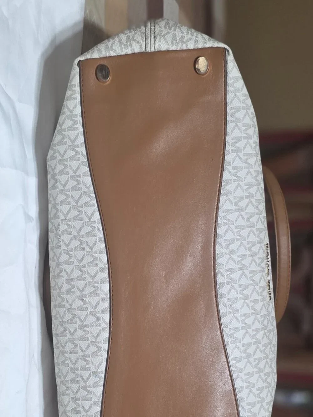 Michael Kors Bedford Large Vanilla Monogram Shoulder Bag Hobo Leather Trim